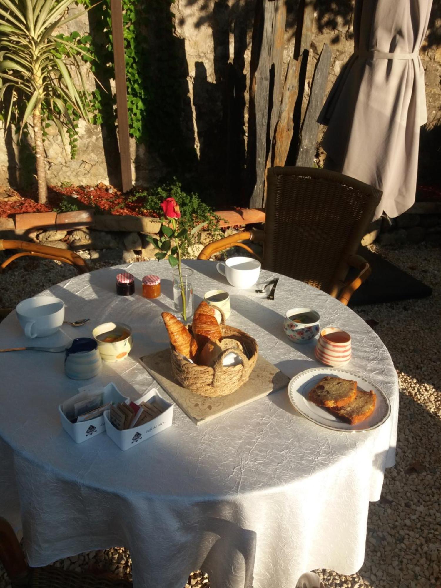 Bed and Breakfast Mas Elena à Generargues Extérieur photo